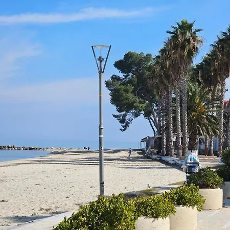 At Beachfront Lilia In Pefkohori, Halkidiki For A Dreamy Vacation *