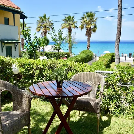 At Beachfront Lilia In Pefkohori, Halkidiki For A Dreamy Vacation Pefkochori