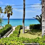 At Beachfront Lilia In Pefkohori, Halkidiki For A Dreamy Vacation * Pefkochori