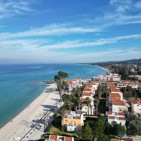 Villa At Beachfront Lilia In Pefkohori, Halkidiki For A Dreamy Vacation